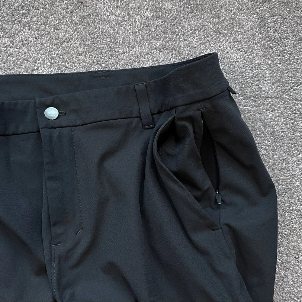 Like New Lululemon Athletica Commission Pant Classic 34”x32" Warpstreme - Picture 6 of 9